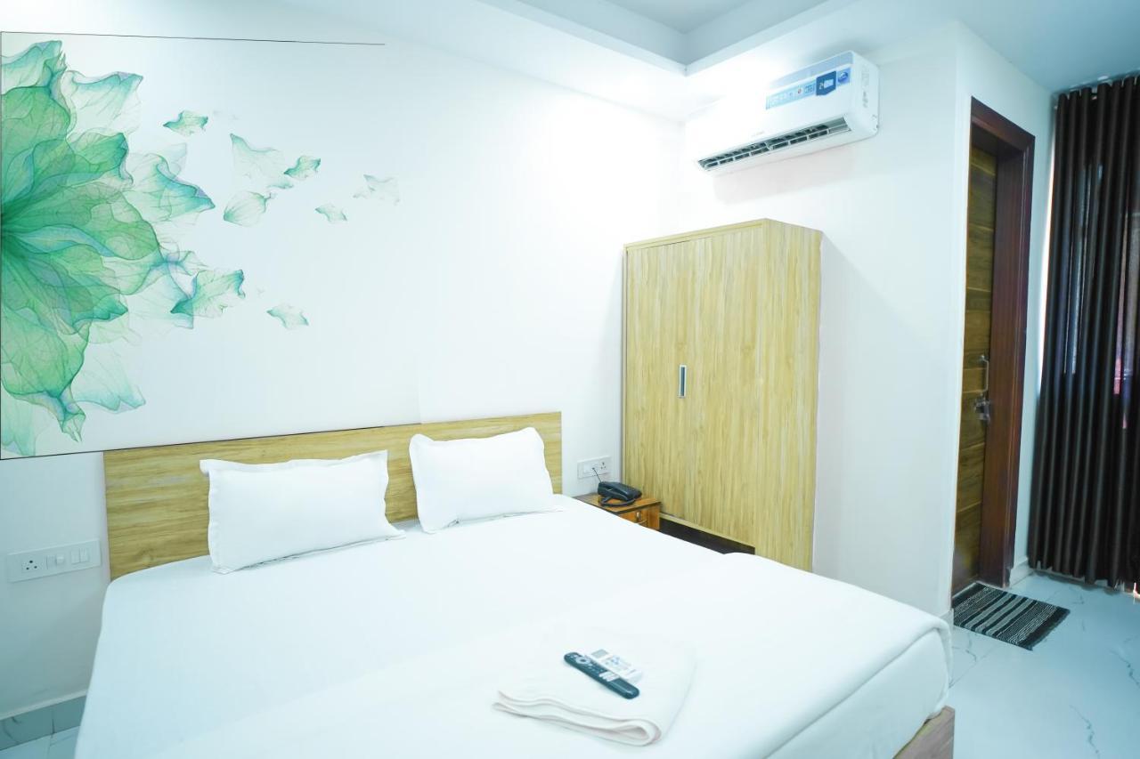 Hotel Silver Crown - Dwarka Sector 23 3*