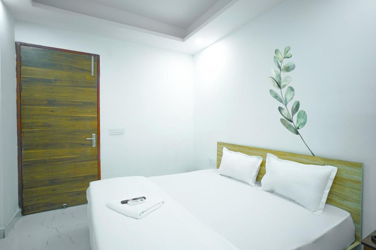 Hotel Silver Crown - Dwarka Sector 23