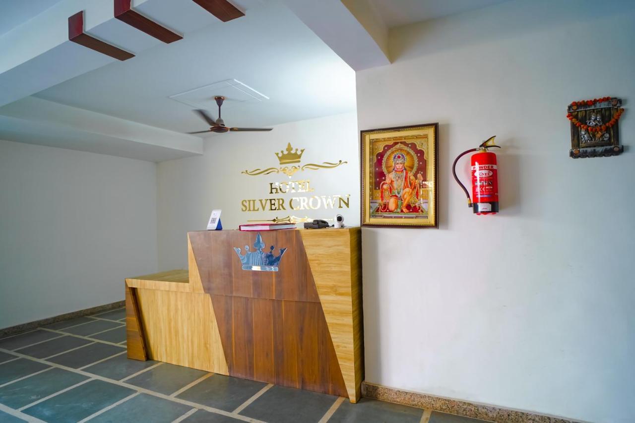 Silver Crown - Dwarka Sector 23 Hotel 3*
